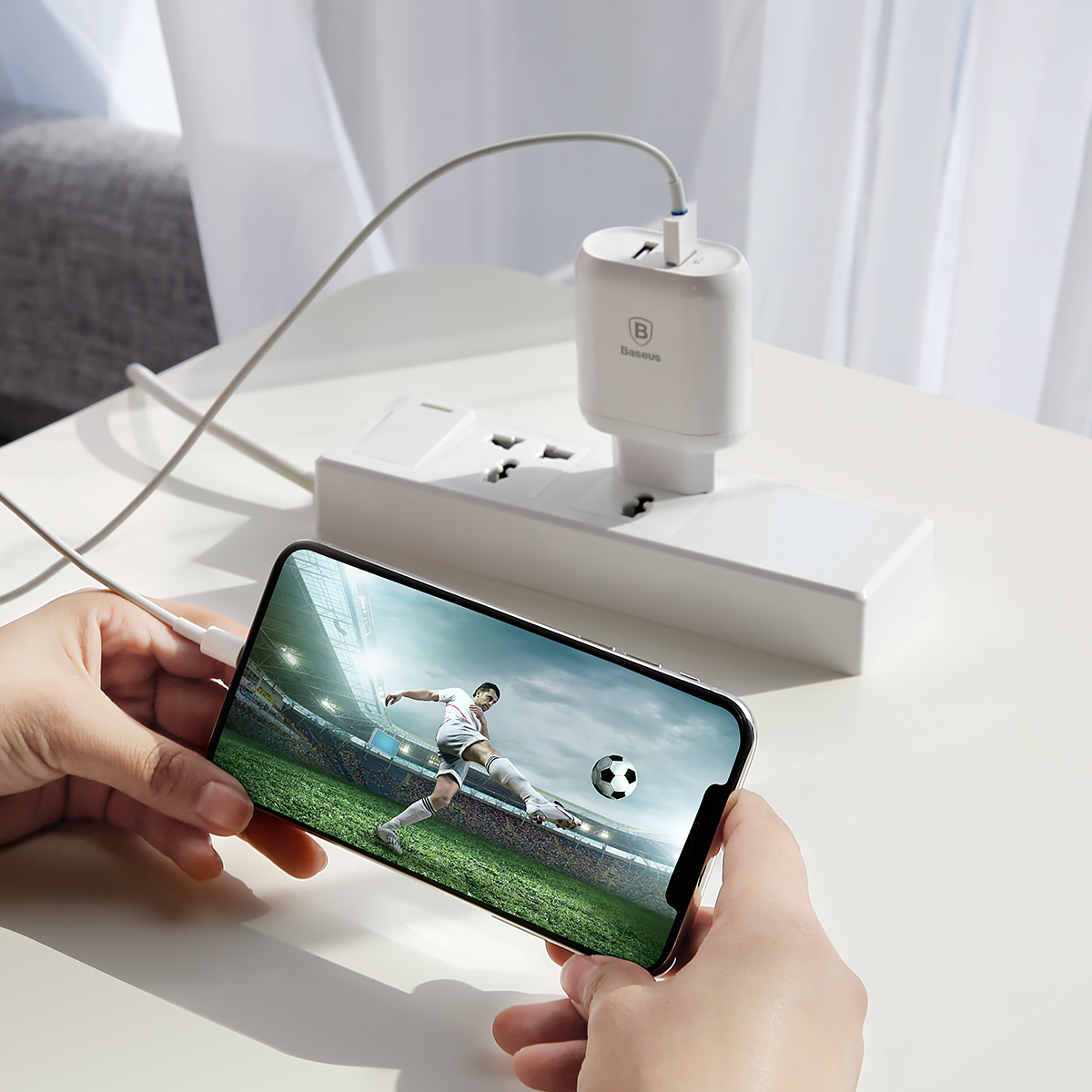 Baseus �adowarka sieciowa Bojure QC 3.0 2 USB bia�a / 9