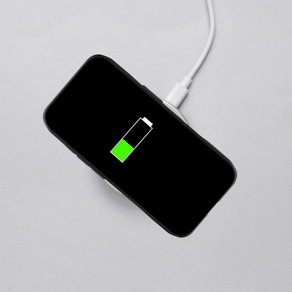 Etui na tył MagSafe silikonowe z ramką czarny Apple iPhone 16 Pro Max / 5 Etui na tył MagSafe silikonowe z ramką czarny Apple iPhone 16 Pro Max / 5