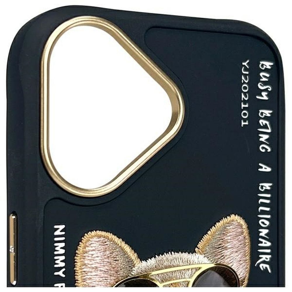 Etui na tył z osłoną aparatu silikonowe z nadrukiem czarny Apple iPhone 16 / 7 Etui na tył z osłoną aparatu silikonowe z nadrukiem czarny Apple iPhone 16 / 7