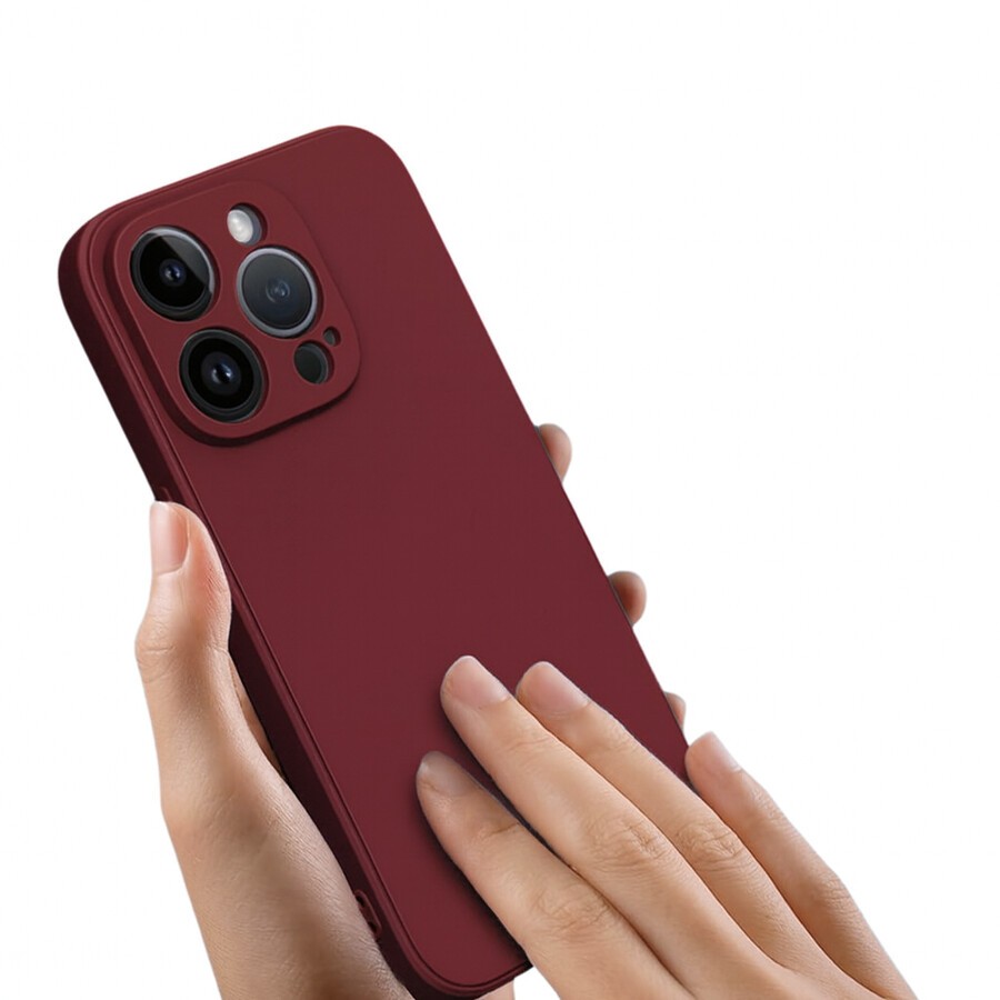 Etui silikonowe na tył plecki z ochroną aparatu bordowe Motorola Edge 70 / 4 Etui silikonowe na tył plecki z ochroną aparatu bordowe Motorola Edge 70 / 4