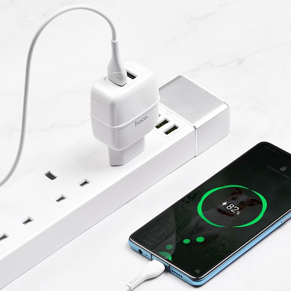 HOCO �adowarka sieciowa C77A plus kabel typ-C bia�a 2USB 2,4A / 5