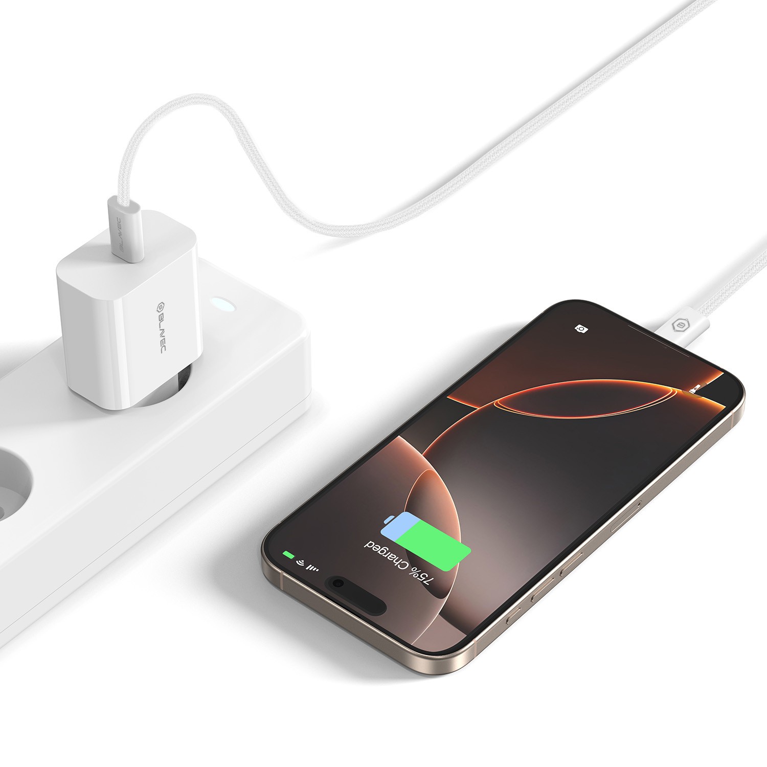 Ładowarka sieciowa GaN4 45W Blavec 2m biała Motorola Moto E22S / 6 Ładowarka sieciowa GaN4 45W Blavec 2m biała Motorola Moto E22S / 6