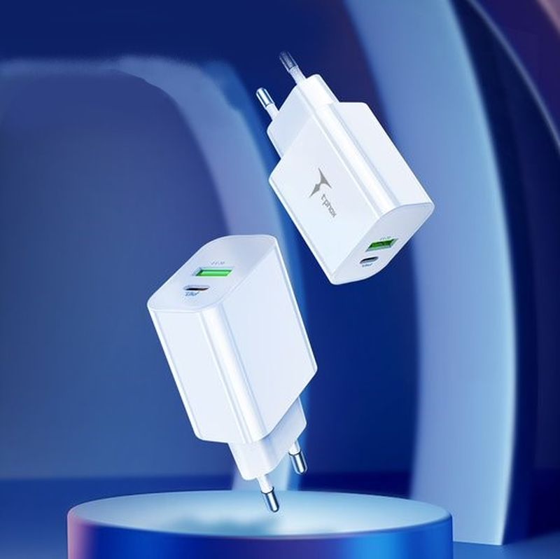 �adowarka sieciowa T-PHOX SPEEDY USB-C 20W + USB 18W QC 3.0 BIA�A/WHITE / 4