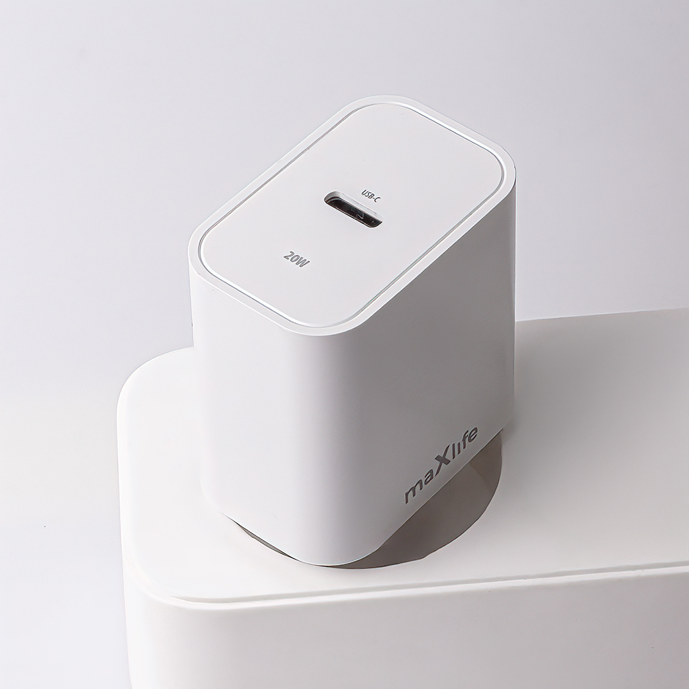 Maxlife �adowarka sieciowa PD QC MXTC-06 1x USB-C 20W bia�a + kabel USB-C - Lightning 20W / 10