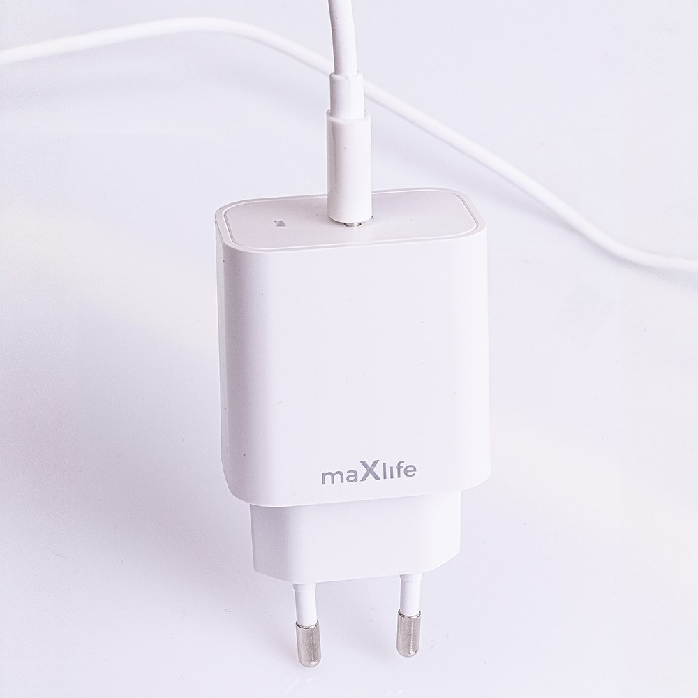 Maxlife �adowarka sieciowa PD QC MXTC-06 1x USB-C 20W bia�a + kabel USB-C - Lightning 20W / 9