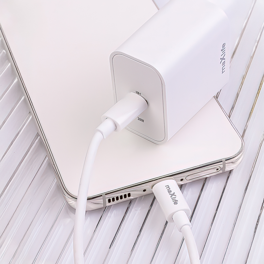 Maxlife �adowarka sieciowa PD QC MXTC-06 1x USB-C 20W bia�a + kabel USB-C - USB-C 20W / 4