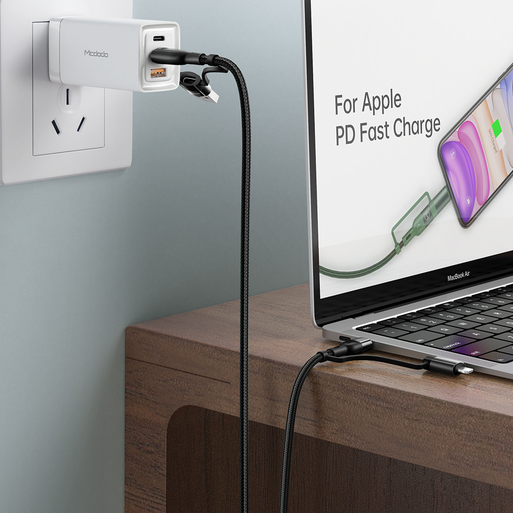Mcdodo kabel 4w1 USB + USB-C - Lightning + USB-C 1,2 m czarny CA-8070 / 3