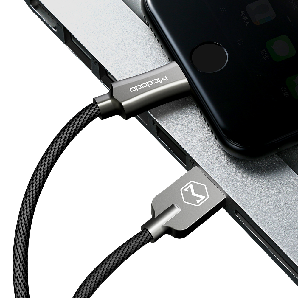 Mcdodo kabel Knight USB - Lightning 1,8 m czarny CA-3924 / 4