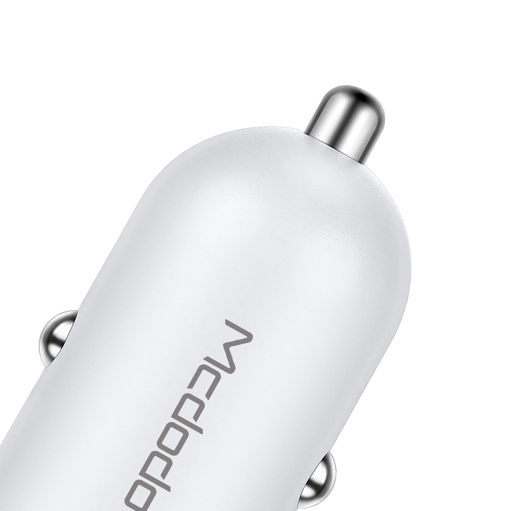 Mcdodo �adowarka samochodowa Cuttlefish 2USB bia�a 2,4A CC-6600 / 6