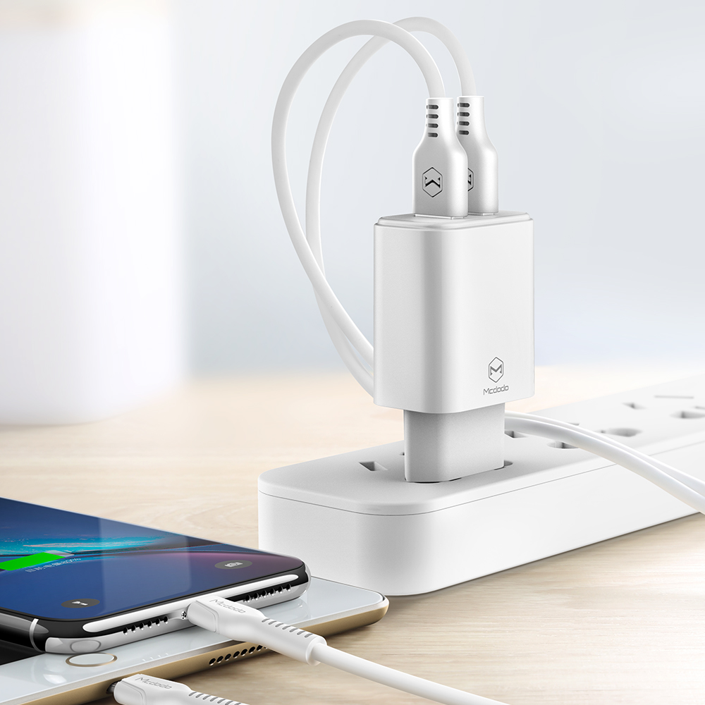 Mcdodo �adowarka sieciowa Suger 2USB bia�a 2,4A CH-6140 / 6