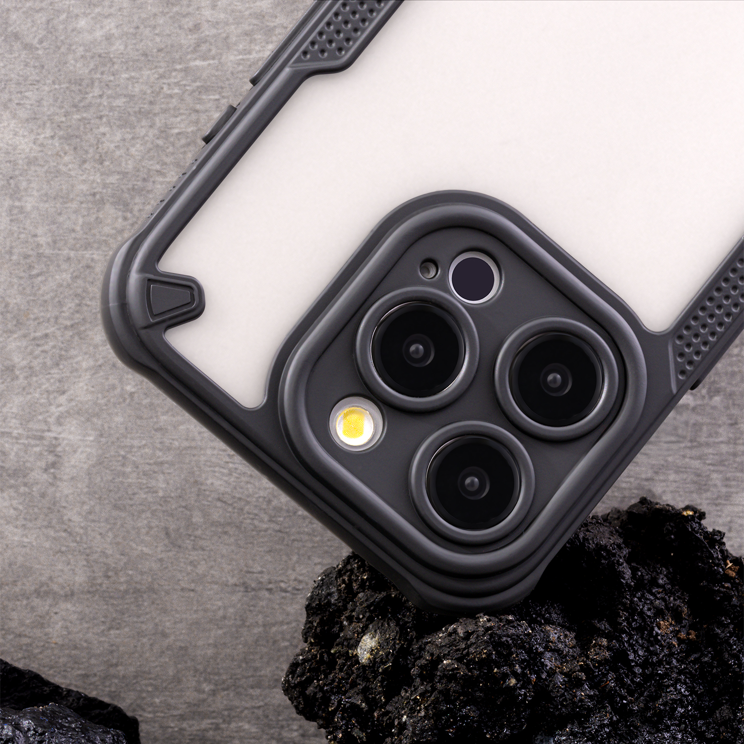 Nak�adka Defender Matt czarny Apple iPhone 13 / 9