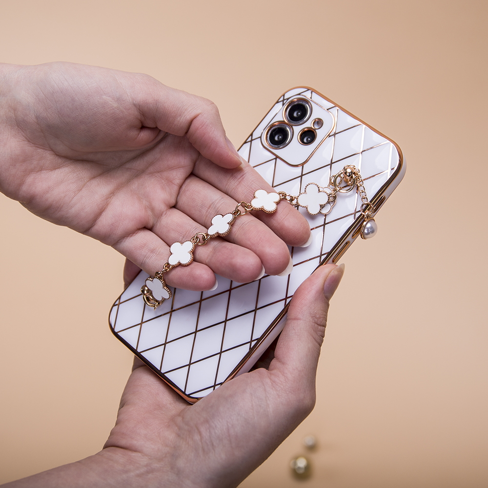 Nak�adka Glamour bia�a Apple iPhone 14 Pro / 6