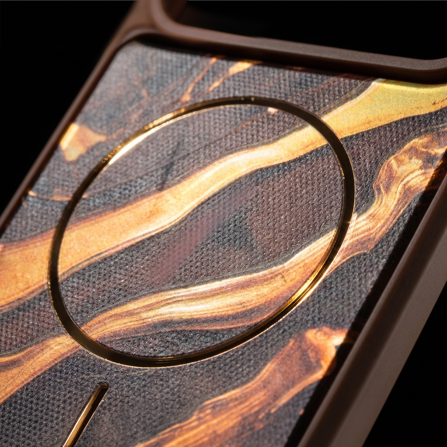 Nak�adka Golden Autumn br�zowa Apple iPhone 17 / 8