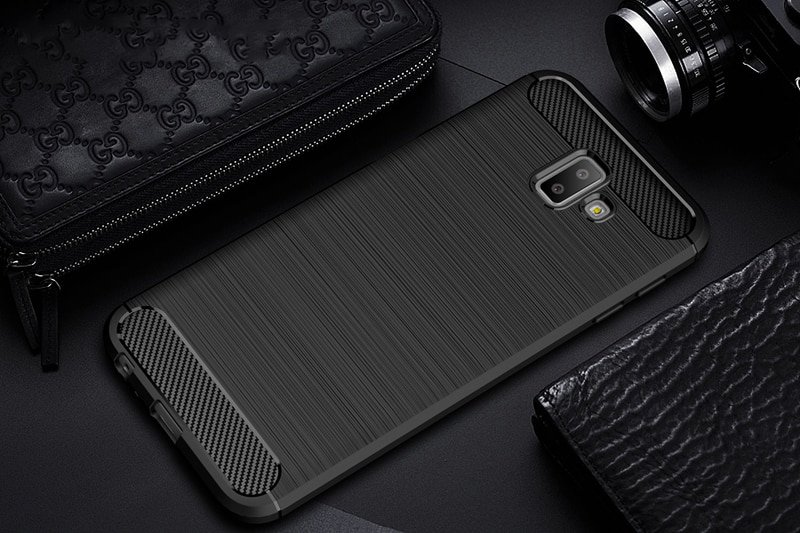 Pokrowiec Carbon Case czarny Samsung Galaxy A6 Plus (2018) / 8