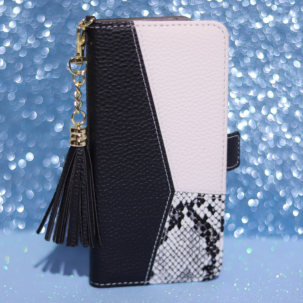 Pokrowiec Charms czarny Motorola Moto G13 / 9 Pokrowiec Charms czarny Motorola Moto G13 / 9