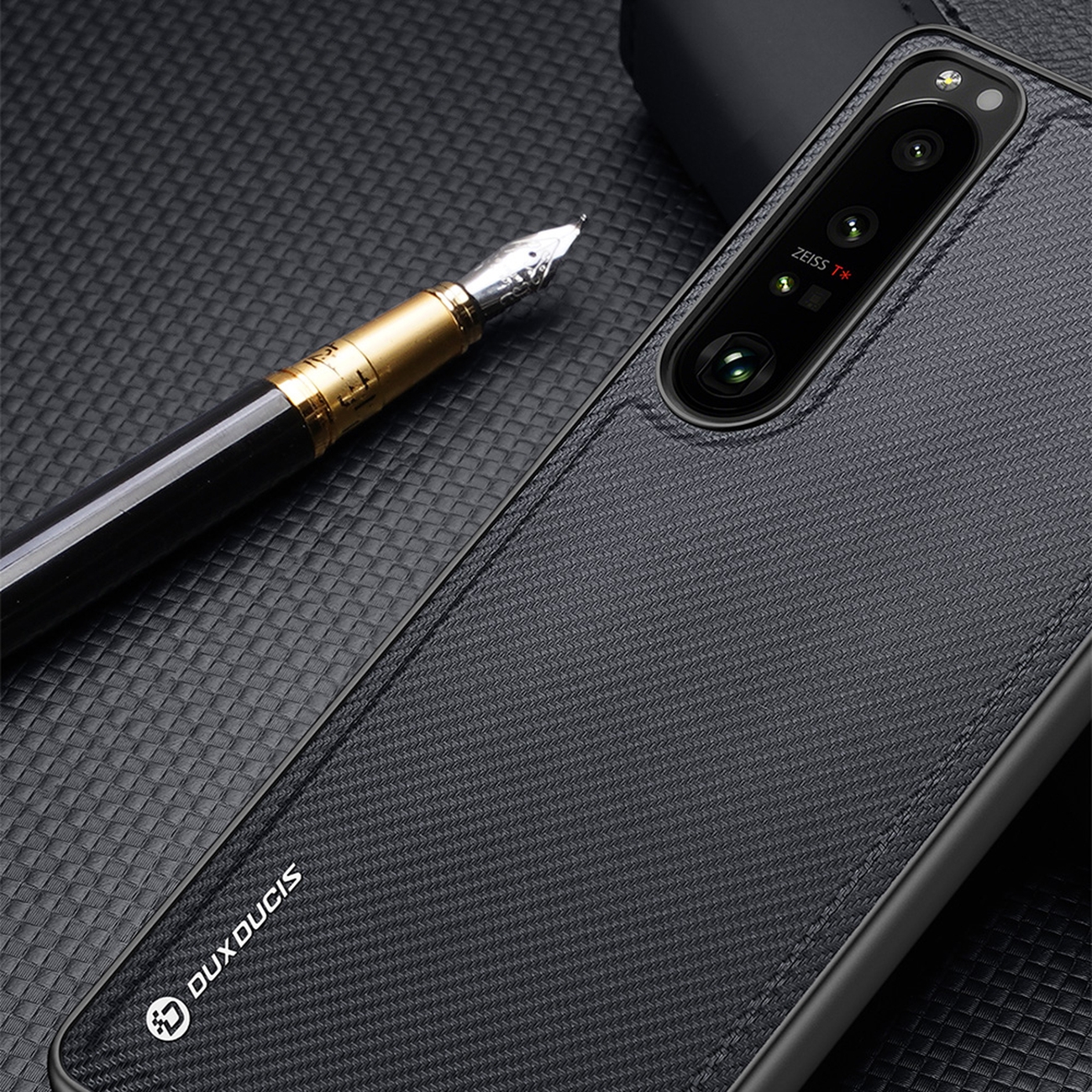 Pokrowiec Dux Ducis Fino czarny Sony Xperia 1 IV / 11