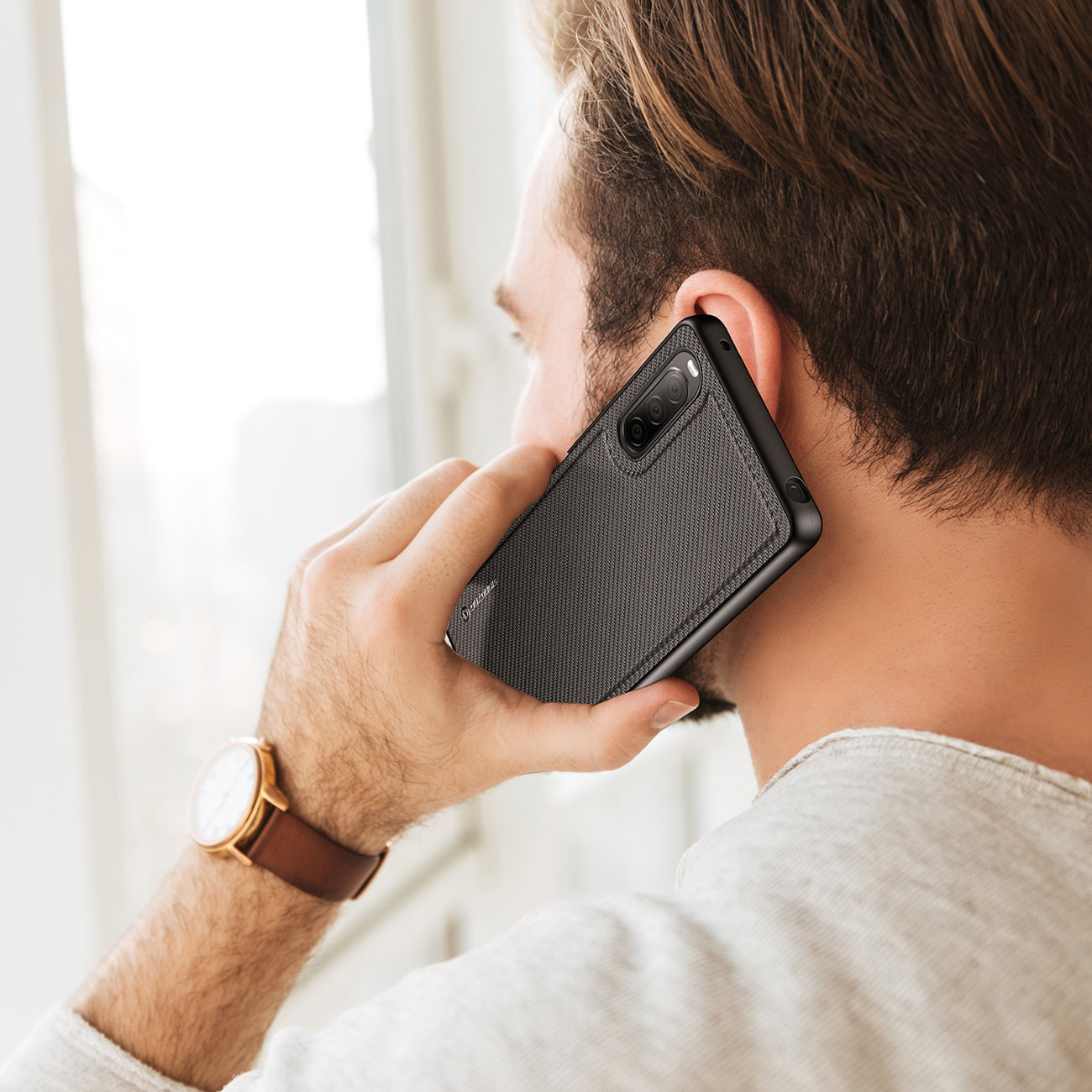 Pokrowiec Dux Ducis Fino czarny Sony Xperia 10 IV / 8