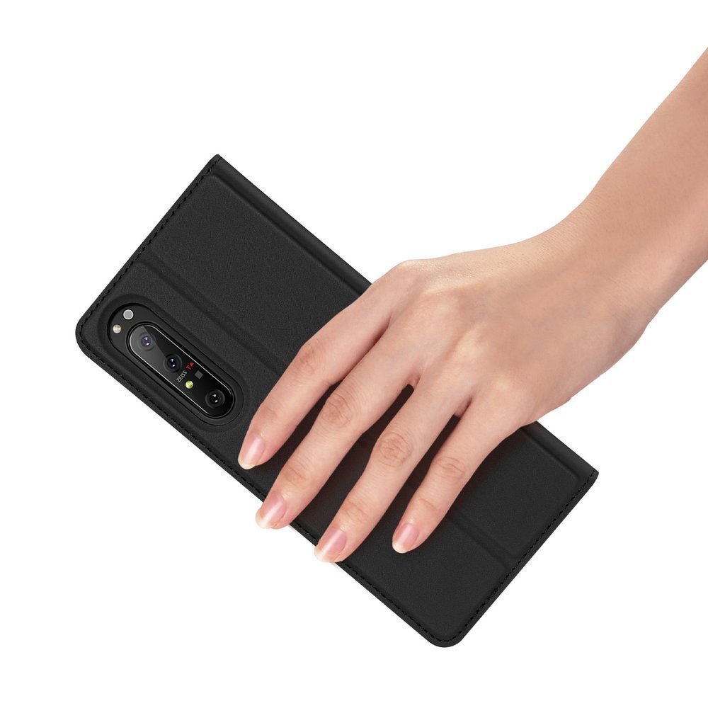 Pokrowiec Dux Ducis Skin Pro czarny Sony Xperia 1 II / 7
