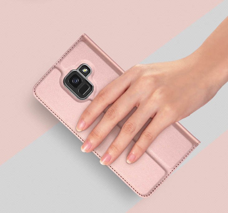 Pokrowiec Dux Ducis Skin Pro z�oty Samsung Galaxy J6 (2018) / 7