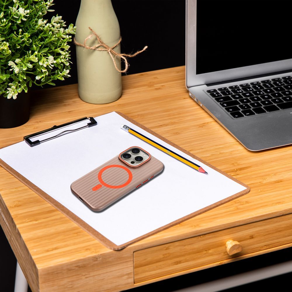 Pokrowiec Etui SIMPLY MagSafe z³oty Apple iPhone 14 Pro Max / 3 Pokrowiec Etui SIMPLY MagSafe z³oty Apple iPhone 14 Pro Max / 3