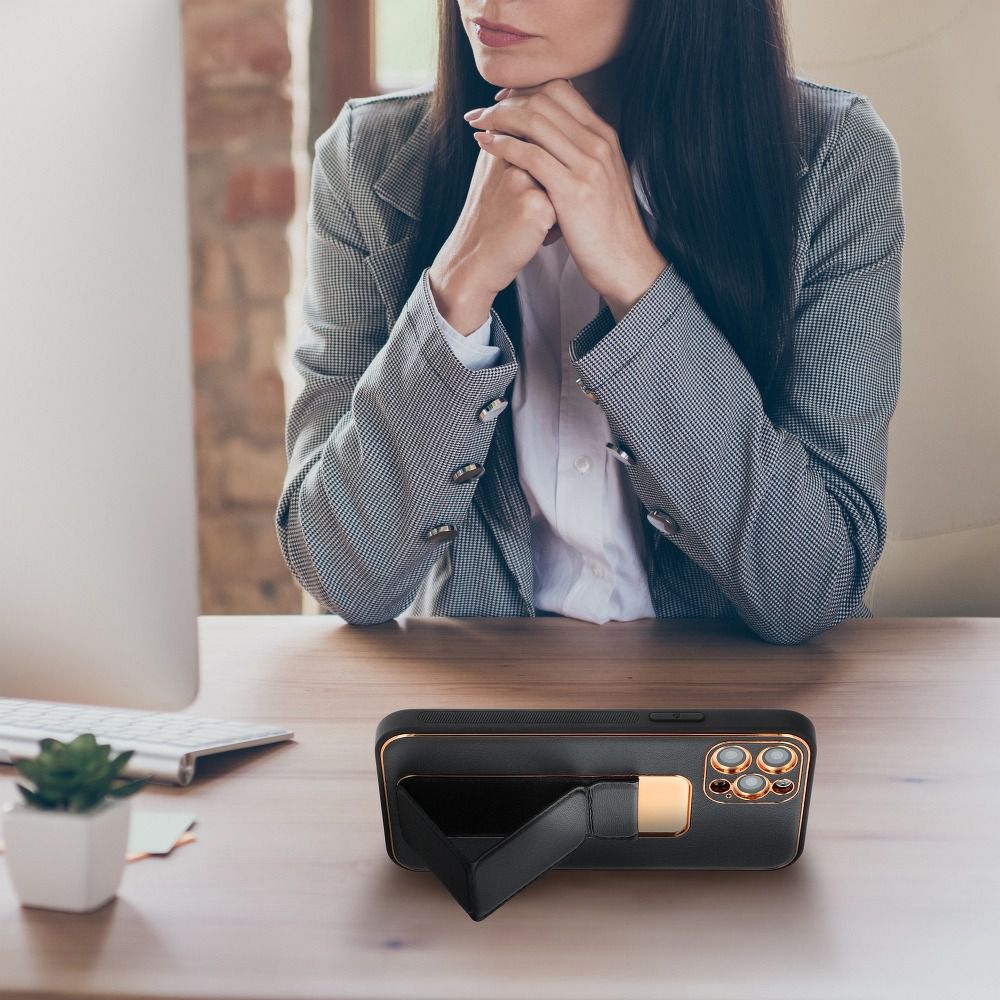 Pokrowiec Forcell Leather Case Kickstand czarny Apple iPhone SE 2022 / 8 Pokrowiec Forcell Leather Case Kickstand czarny Apple iPhone SE 2022 / 8