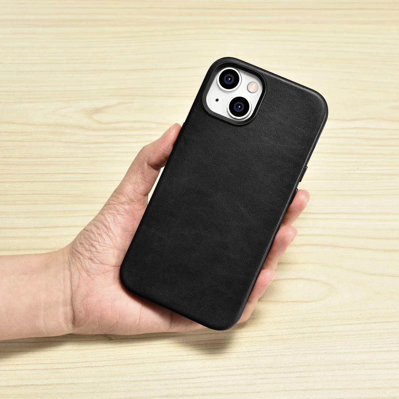 Pokrowiec iCarer Oil Wax Premium Leather Case czarny Apple iPhone 14 / 10