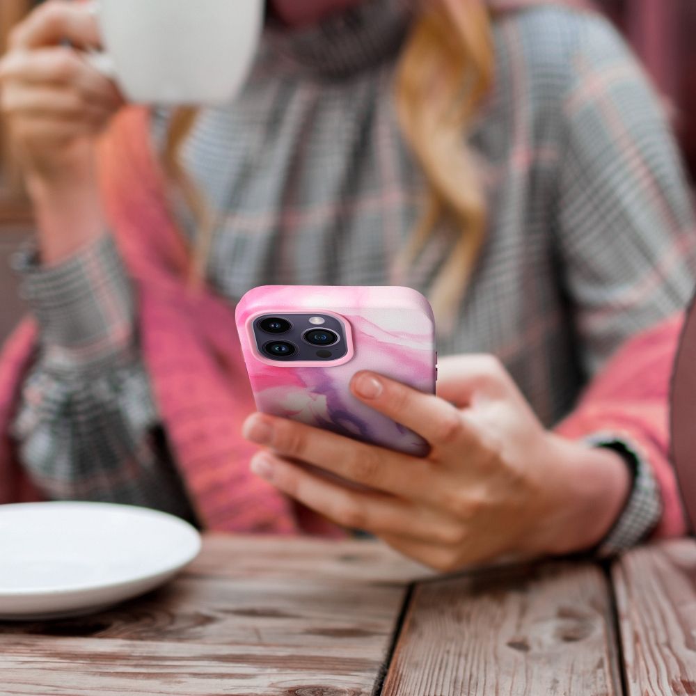 Pokrowiec Leather Mag Cover MagSafe wzór purple splash Apple iPhone 15 / 4 Pokrowiec Leather Mag Cover MagSafe wzór purple splash Apple iPhone 15 / 4