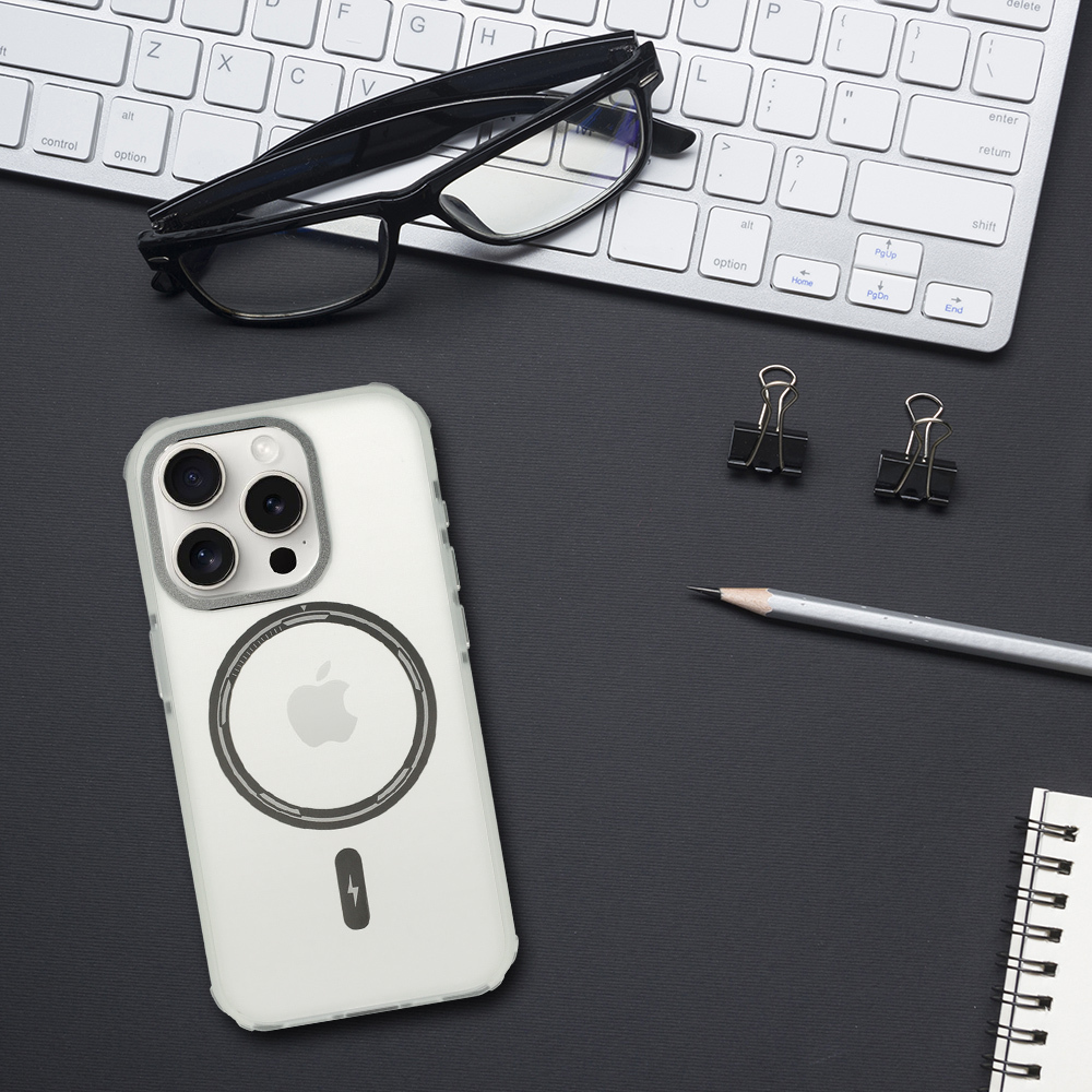 Pokrowiec Liavec Smooth Feeling Magsafe Case bia³y Apple iPhone 15 Pro Max / 7 Pokrowiec Liavec Smooth Feeling Magsafe Case bia³y Apple iPhone 15 Pro Max / 7