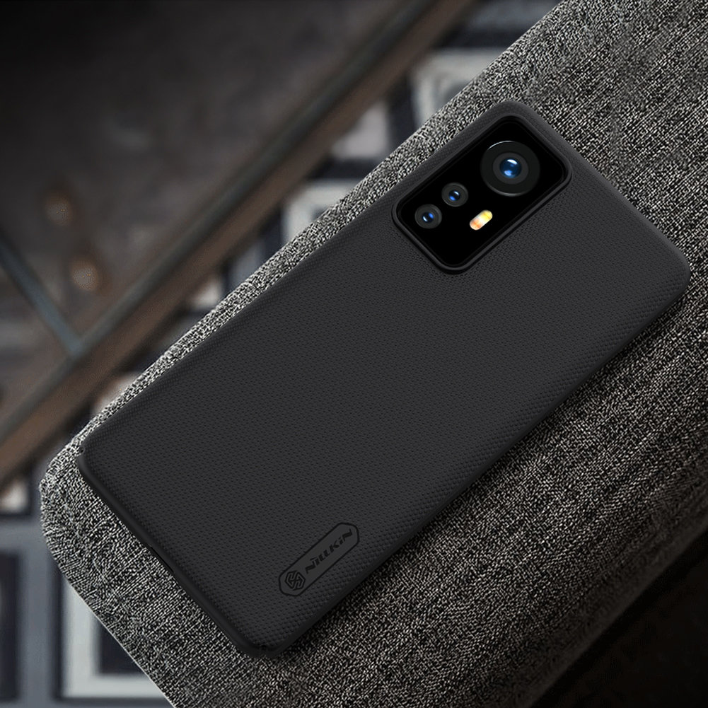 Pokrowiec Nillkin Super Frosted Shield czarny Xiaomi 12 / 11