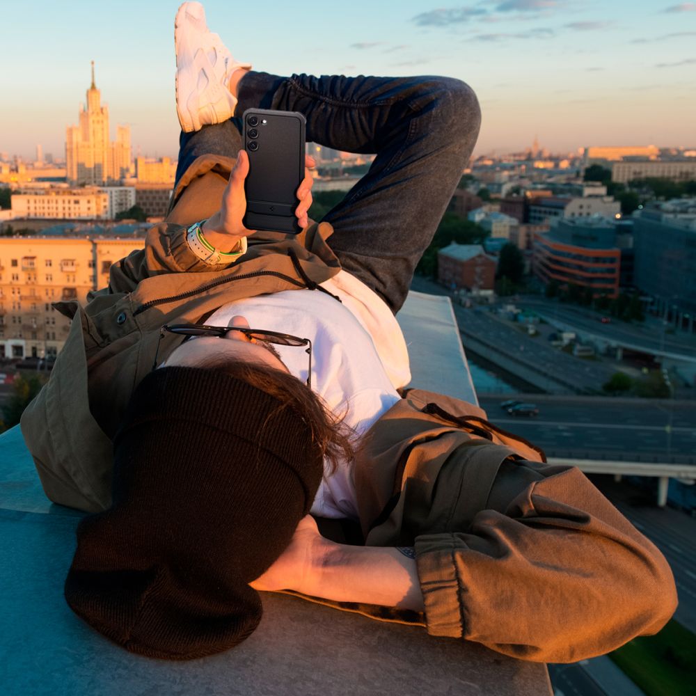 Pokrowiec pancerny Spigen Rugged Armor czarny Samsung Galaxy S23 / 12