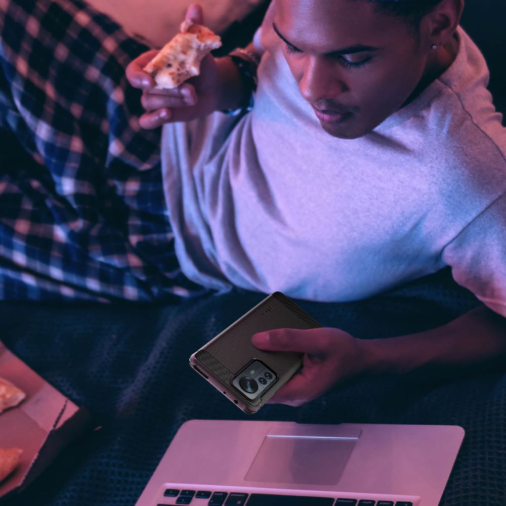 Pokrowiec pancerny Spigen Rugged Armor czarny Xiaomi 12T Pro / 9