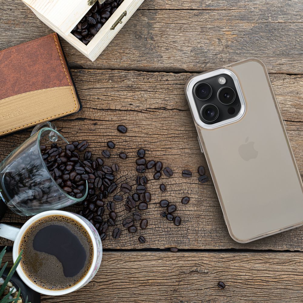 Pokrowiec PEARL czarny Apple iPhone 14 / 7 Pokrowiec PEARL czarny Apple iPhone 14 / 7