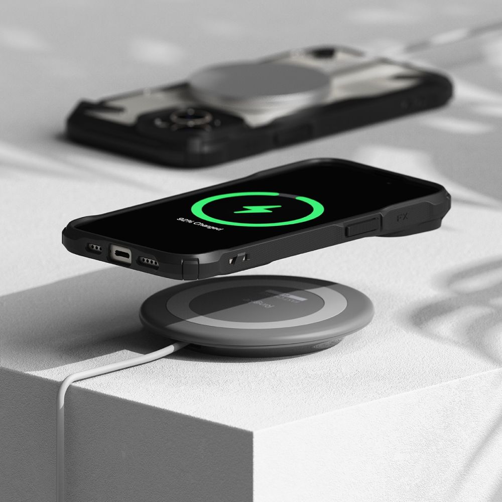 Pokrowiec Ringke Fusion X czarny Apple iPhone 15 / 8 Pokrowiec Ringke Fusion X czarny Apple iPhone 15 / 8