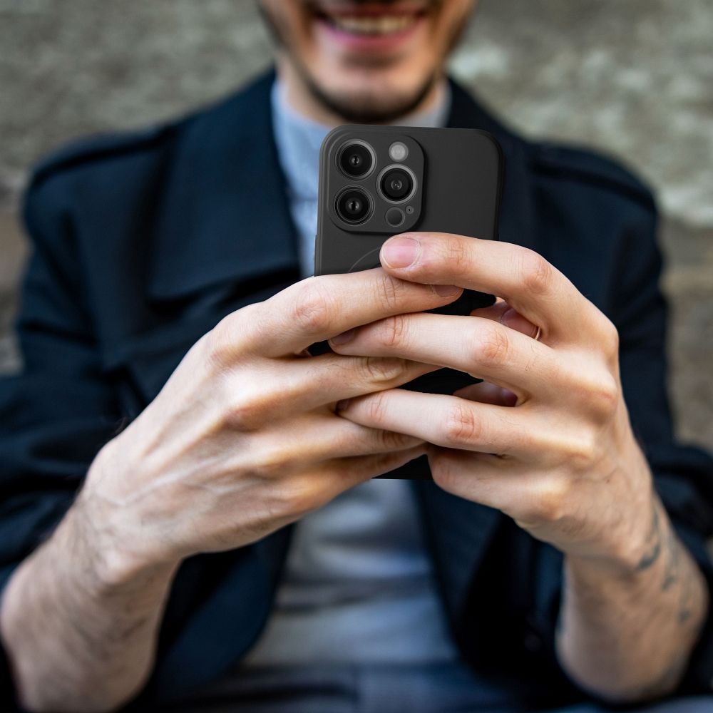 Pokrowiec Silicone Mag Cover MagSafe czarny Apple iPhone 16 Pro Max / 7