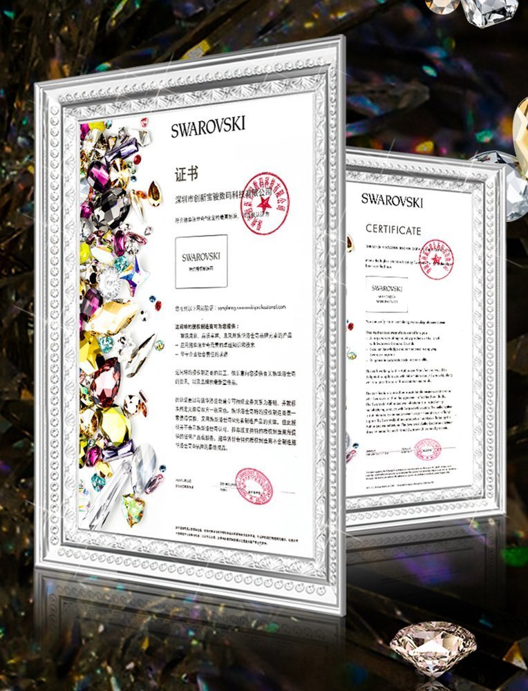 Pokrowiec silikonowy Kingxbar Wish Series z kryształami Swarovskiego złoty Apple iPhone 12 Pro / 4 Pokrowiec silikonowy Kingxbar Wish Series z kryształami Swarovskiego złoty Apple iPhone 12 Pro / 4