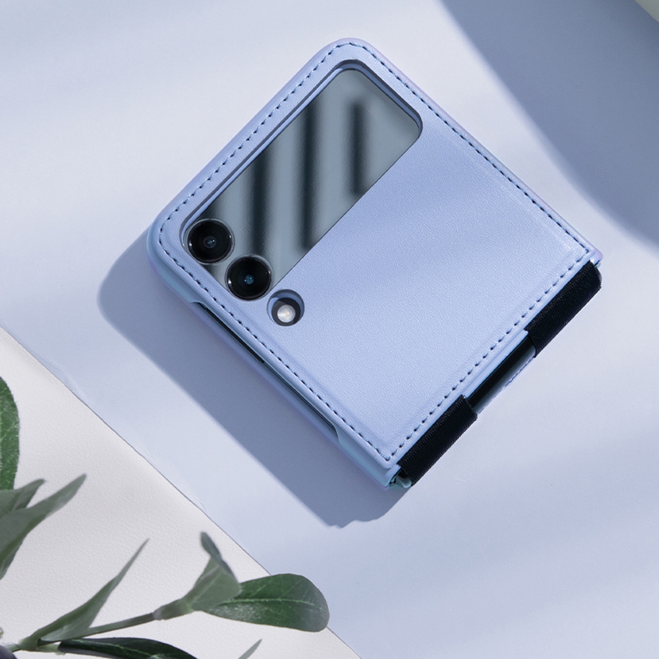 Pokrowiec sk�rzany Nillkin Qin czarny Samsung Galaxy Z Flip 3 / 8