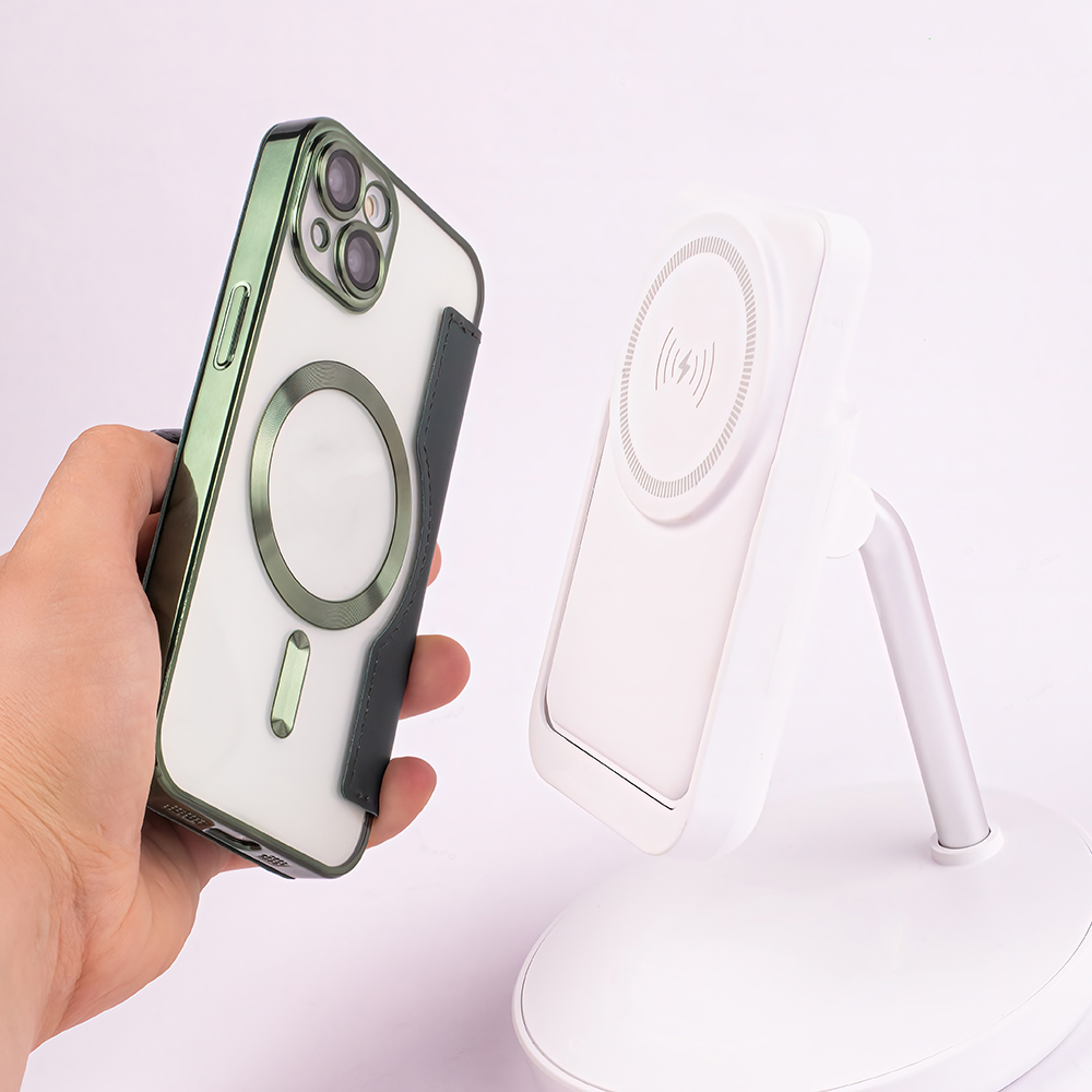 Pokrowiec Smart Chrome Mag zielona Apple iPhone 13 / 8