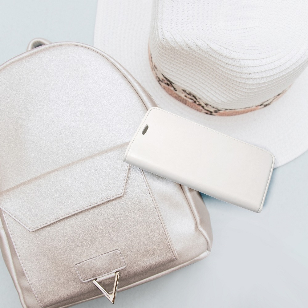 Pokrowiec Smart Magnetic biały Huawei P20 Lite / 3 Pokrowiec Smart Magnetic biały Huawei P20 Lite / 3