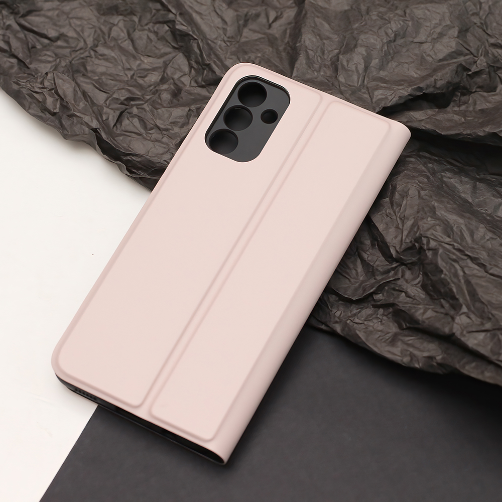 Pokrowiec Smart Soft be�owy Apple iPhone 13 / 9