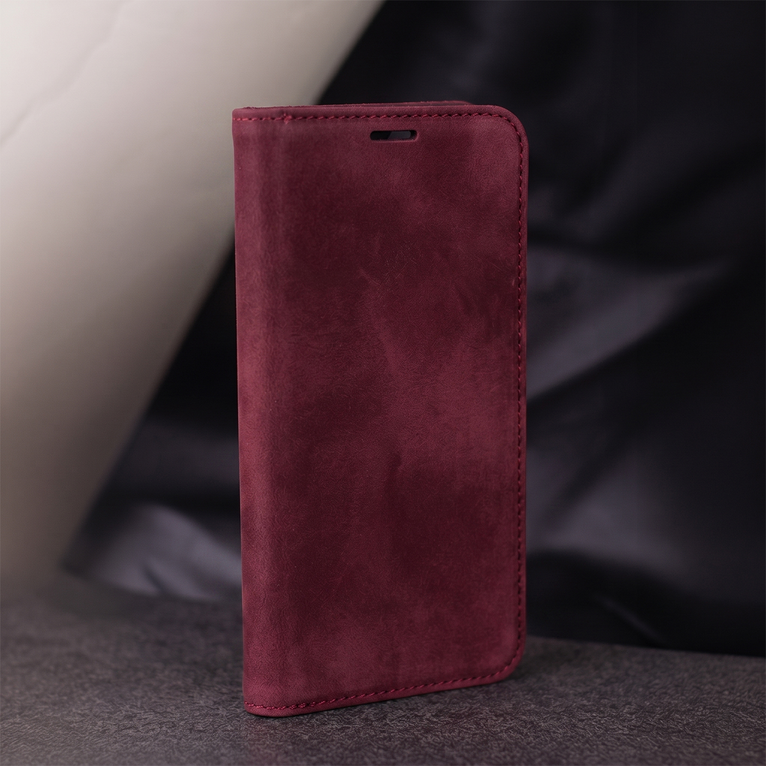 Pokrowiec Smart Suede bordowe Samsung Galaxy A36 5G / 8