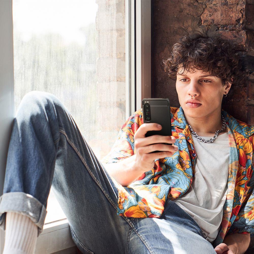 Pokrowiec Spigen Rugged Armor czarny Sony Xperia 1 IV / 11 Pokrowiec Spigen Rugged Armor czarny Sony Xperia 1 IV / 11