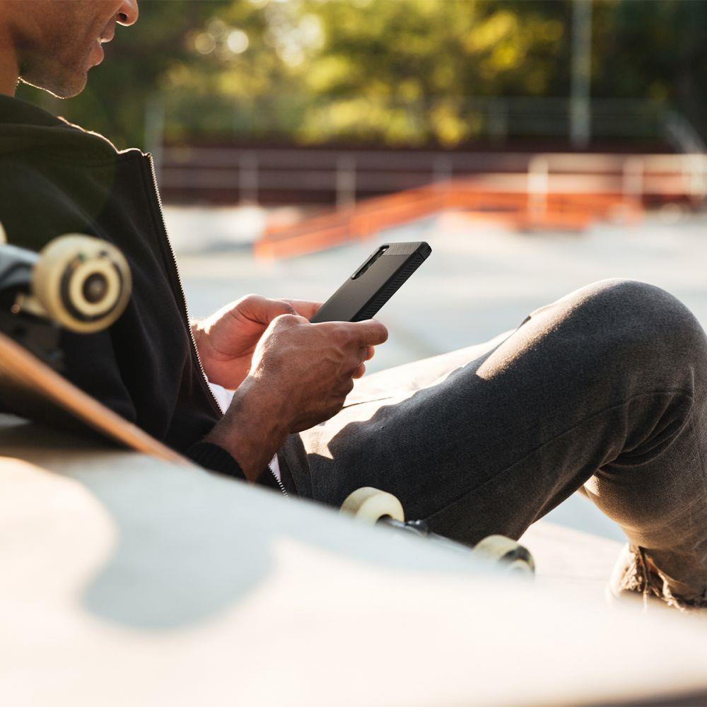 Pokrowiec Spigen Rugged Armor czarny Sony Xperia 10 IV / 9 Pokrowiec Spigen Rugged Armor czarny Sony Xperia 10 IV / 9