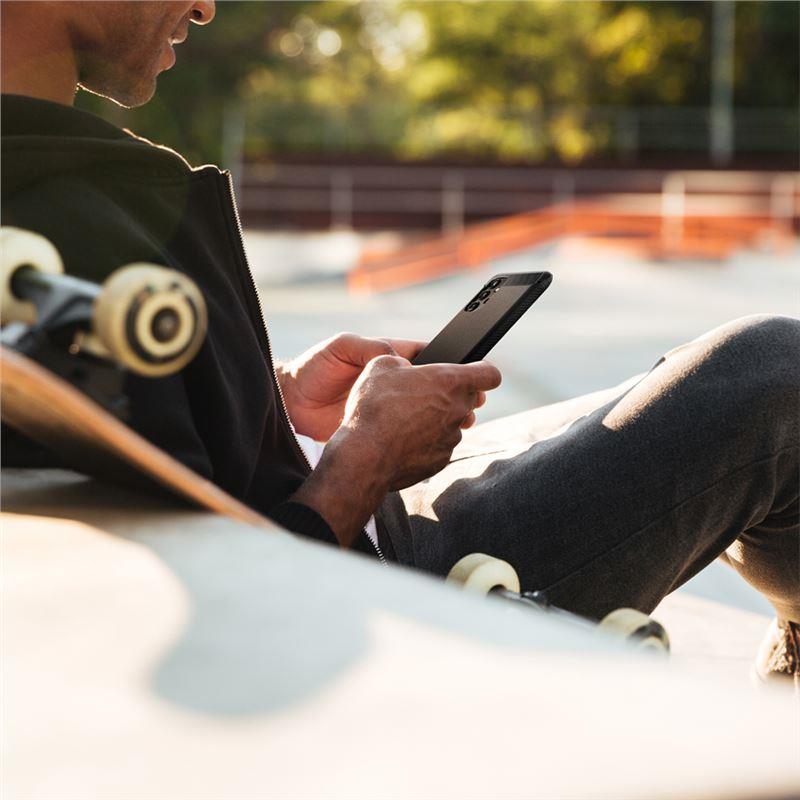 Pokrowiec Spigen Rugged Armor Samsung Galaxy A13 / 6