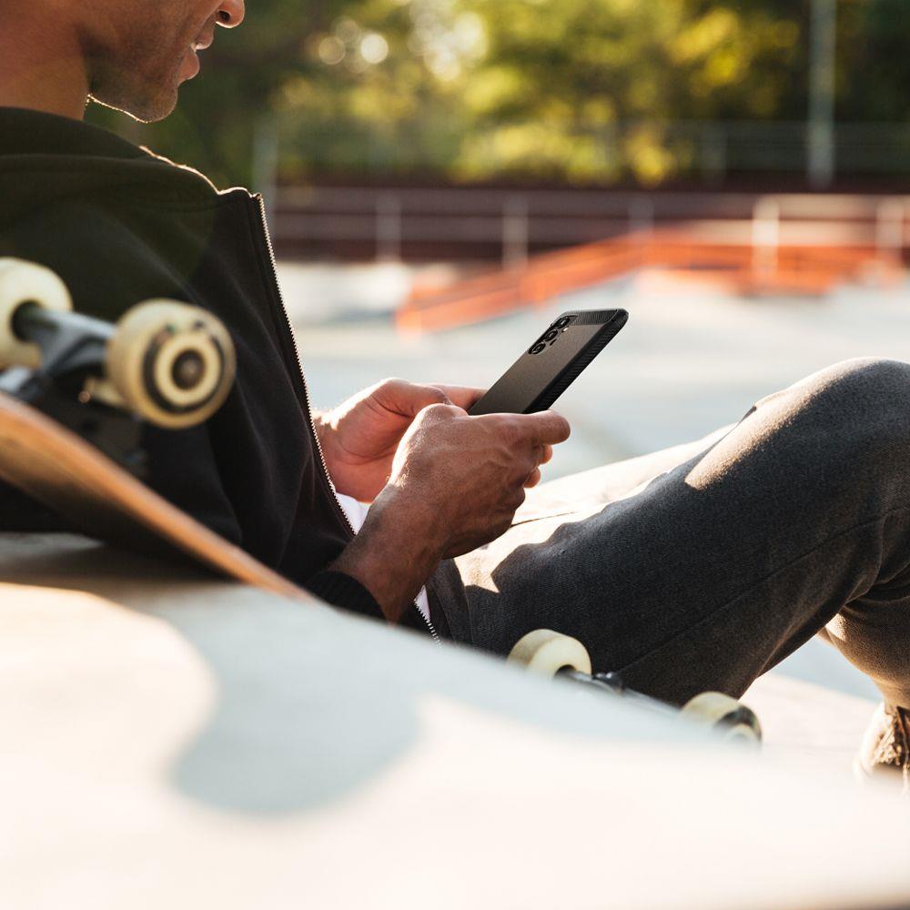 Pokrowiec Spigen Rugged Armor Samsung Galaxy A13 / 8