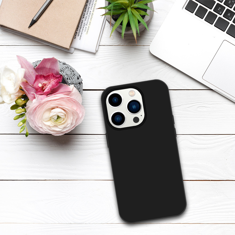 Pokrowiec Tel Protect Silicone Premium czarny Apple iPhone 13 / 5