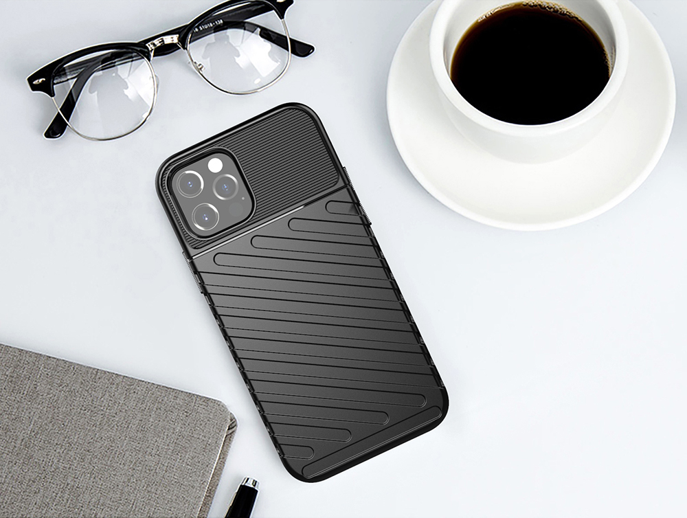 Pokrowiec Thunder Case czarny Apple iPhone 11 / 10