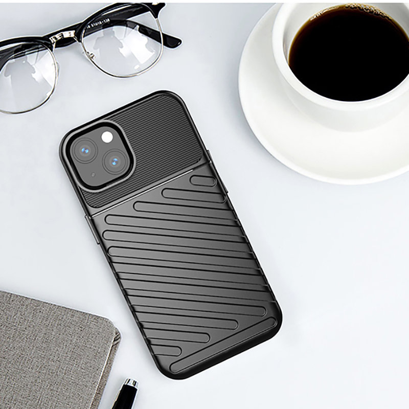 Pokrowiec Thunder Case czarny Apple iPhone 13 / 12