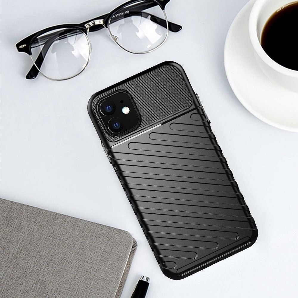 Pokrowiec THUNDER czarny Apple iPhone 12 Pro / 7