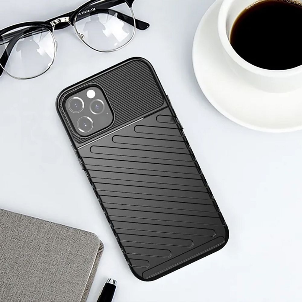 Pokrowiec THUNDER czarny Apple iPhone 14 Plus / 8 Pokrowiec THUNDER czarny Apple iPhone 14 Plus / 8