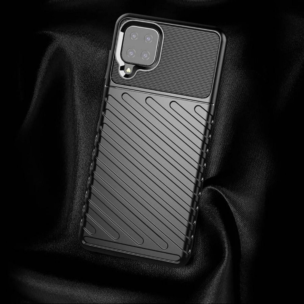 Pokrowiec THUNDER czarny Samsung Galaxy A12 / 5 Pokrowiec THUNDER czarny Samsung Galaxy A12 / 5